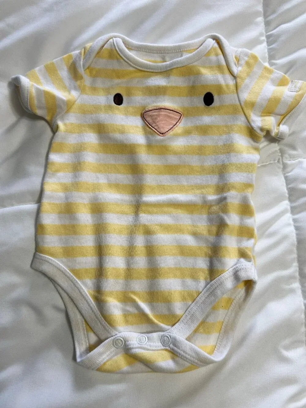 0-3 mos Baby Short Sleeve Bodysuit Lot - 5 pieces - unisex yellow ducks